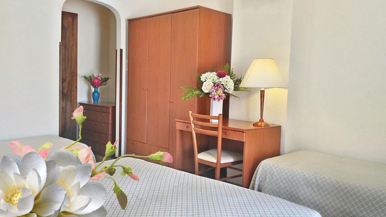 Hotel Villa Augustus Lipari  Eksteriør bilde